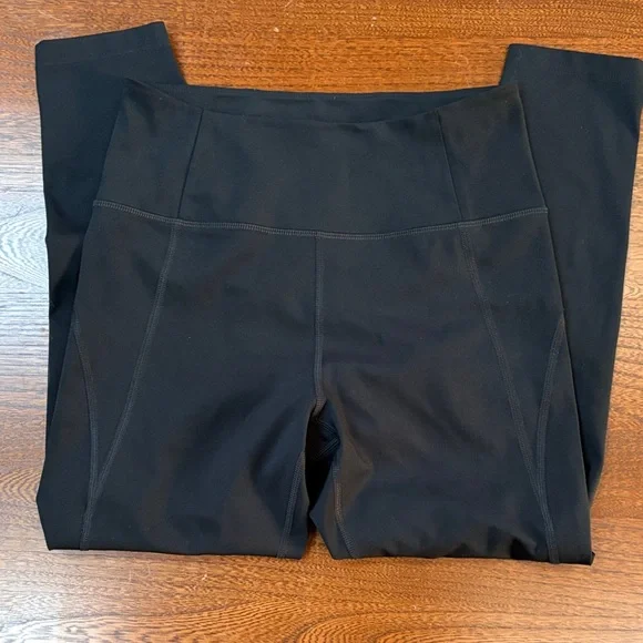Girlfriend Collective Classic Black Cropped Leggings Medium - Picture 10 of 10